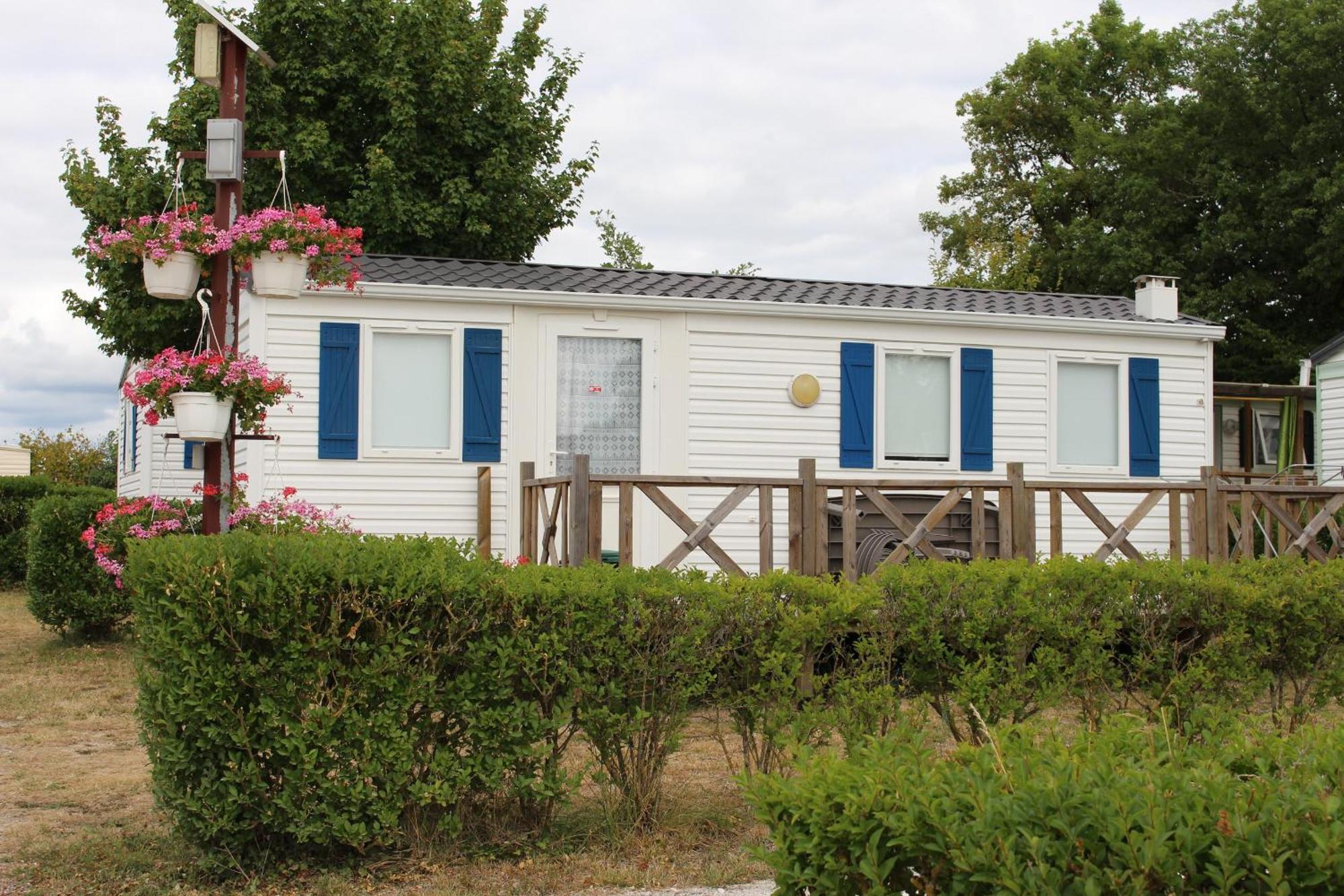 Camping Du Pontis Verteillac ภายนอก รูปภาพ