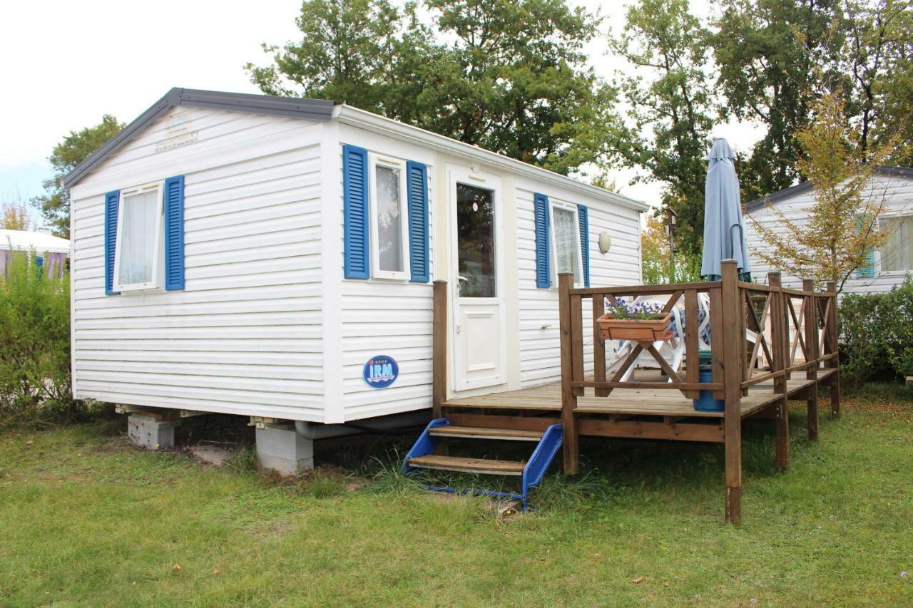 Camping Du Pontis Verteillac ภายนอก รูปภาพ